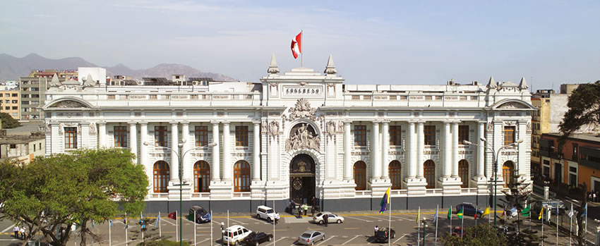 Perú: Congreso aprueba ley que faculta a las entidades públicas escoger sus propios procuradores