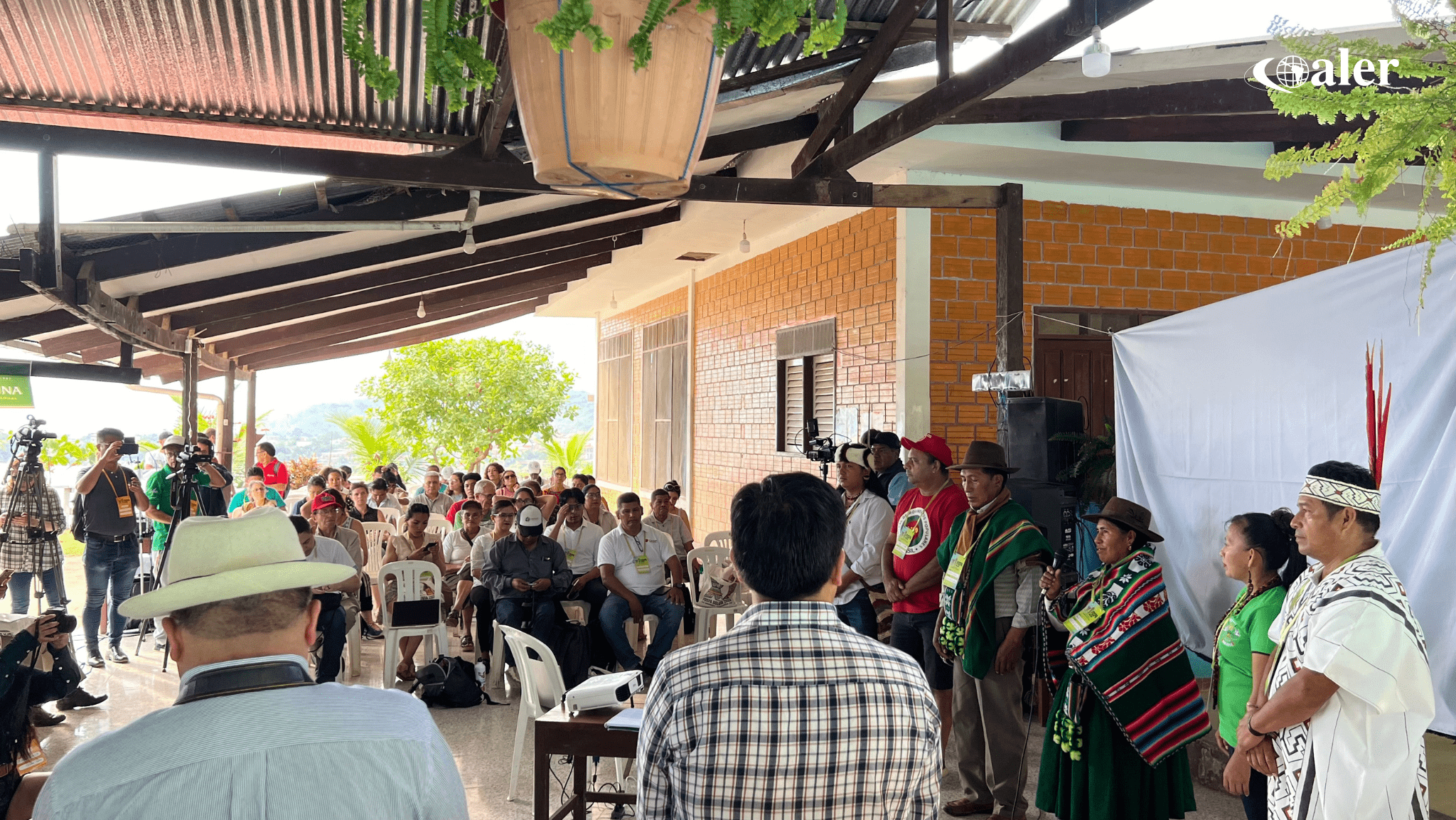 Griselda Rocío Arcianaga Núñez es parte de la mesa de presidio de la temática «El Agua»