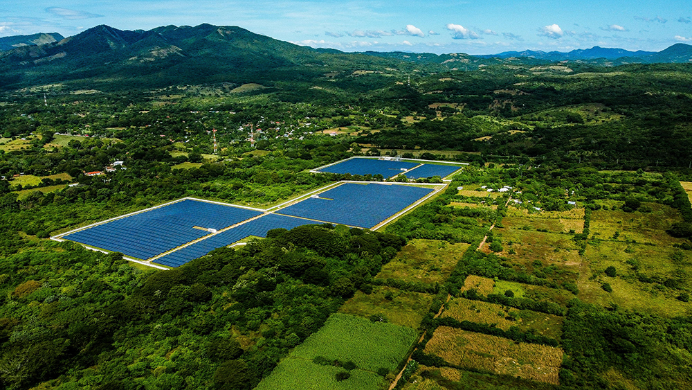 La construcción de una  obra en El Salvador desplaza forzosamente a pobladores de la zona sin compensaciones justas