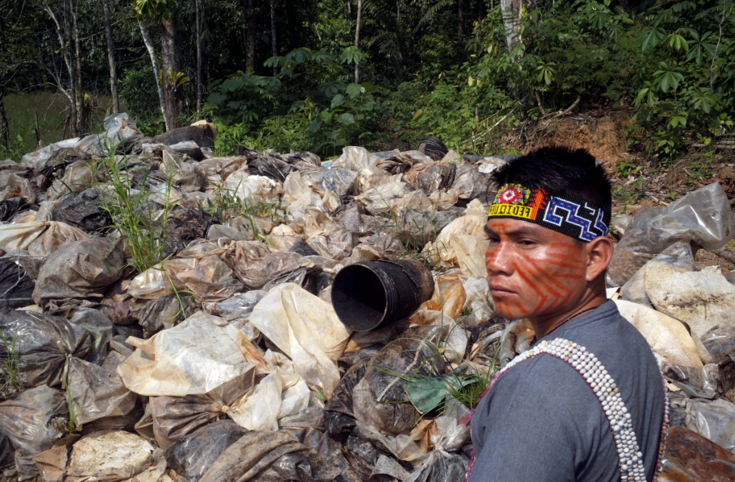 Comunidad achuar exige reparación ambienta frente a contaminación en la Amazonía peruana