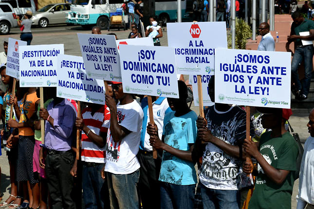 Jóvenes de ascendencia haitiana exigen la restitución de su nacionalidad plena en República Dominicana