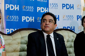 Guatemala: sigue los intentos para destituir al Procurador de DD.HH. Jordán Rodas.