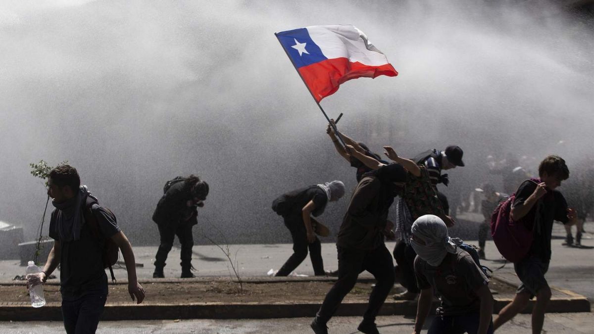 Chile: Sin cambio de Constitución no hay cese de la movilización