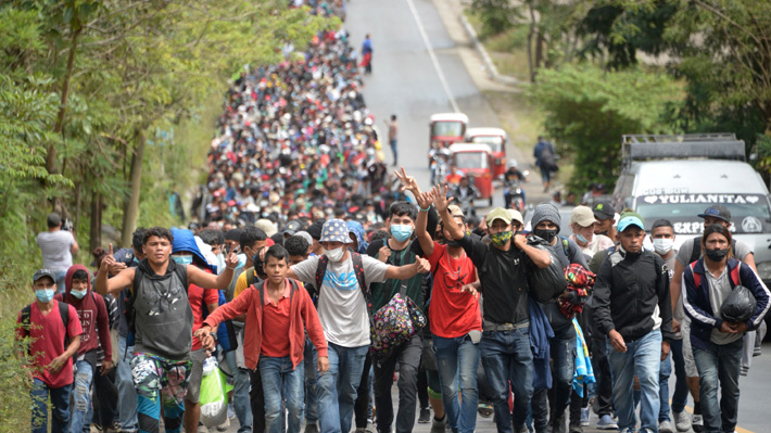Guatemala: Pese a la represión policial la caravana avanza hacia los Estados Unidos
