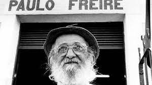 Vigencia de Paulo Freire: Nos educamos para la emancipación