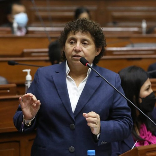 Crisis en Perú: Parlamentaria Susel paredes «hay congresistas que no se quieren ir»