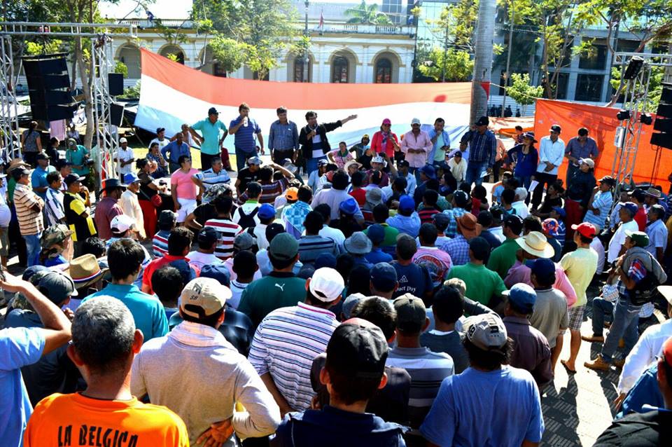 20170718 marcha y acampes de  campesinos paraguay.jpg