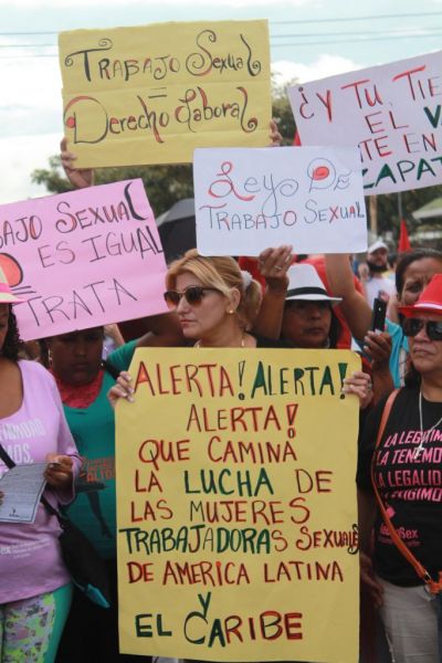 En Costa Rica un informe que revela la violencia estatal contra las trabajadoras sexuales.