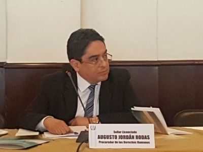 Guatemala: sigue los intentos para destituir al Procurador de DD.HH. Jordán Rodas.