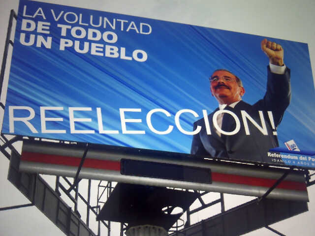 Rep. Dominicana: Presentan propuesta para reelección presidencial