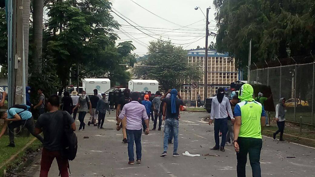 Panamá: Estudiantes Universitarios son reprimidos en movilización