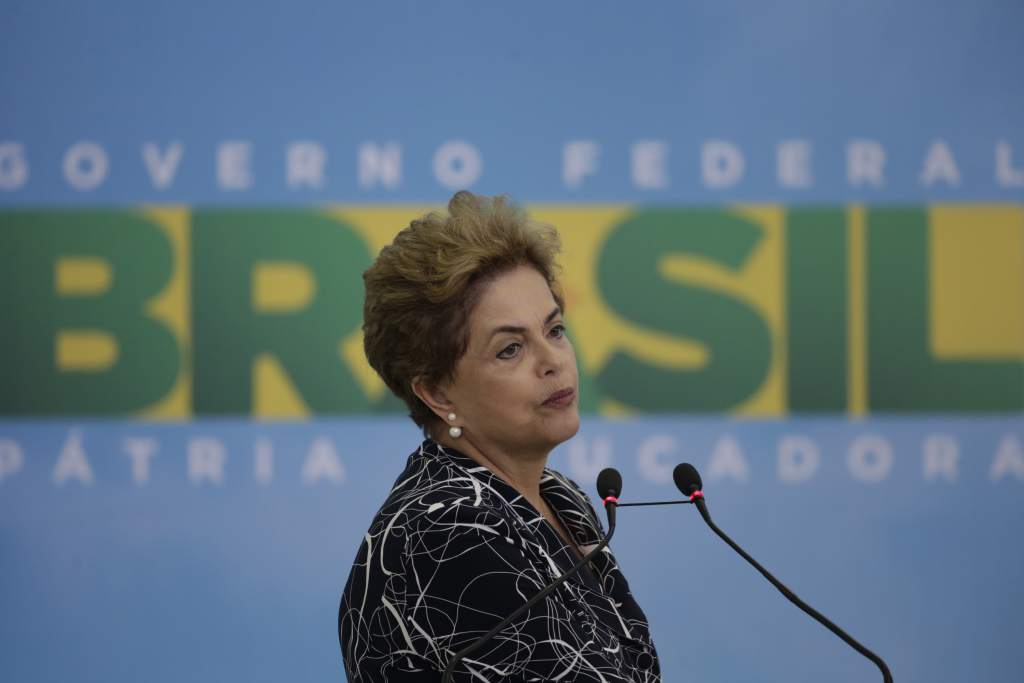 Senado de Brasil inicia debate antes de votación final en juicio contra la presidenta Rousseff