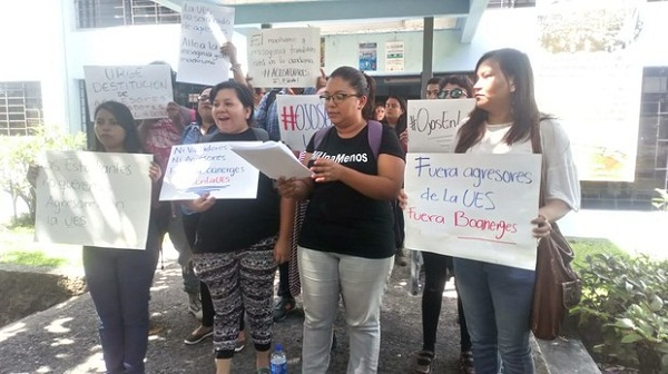 El Salvador: Campaña contra la violencia a las mujeres en las Universidades