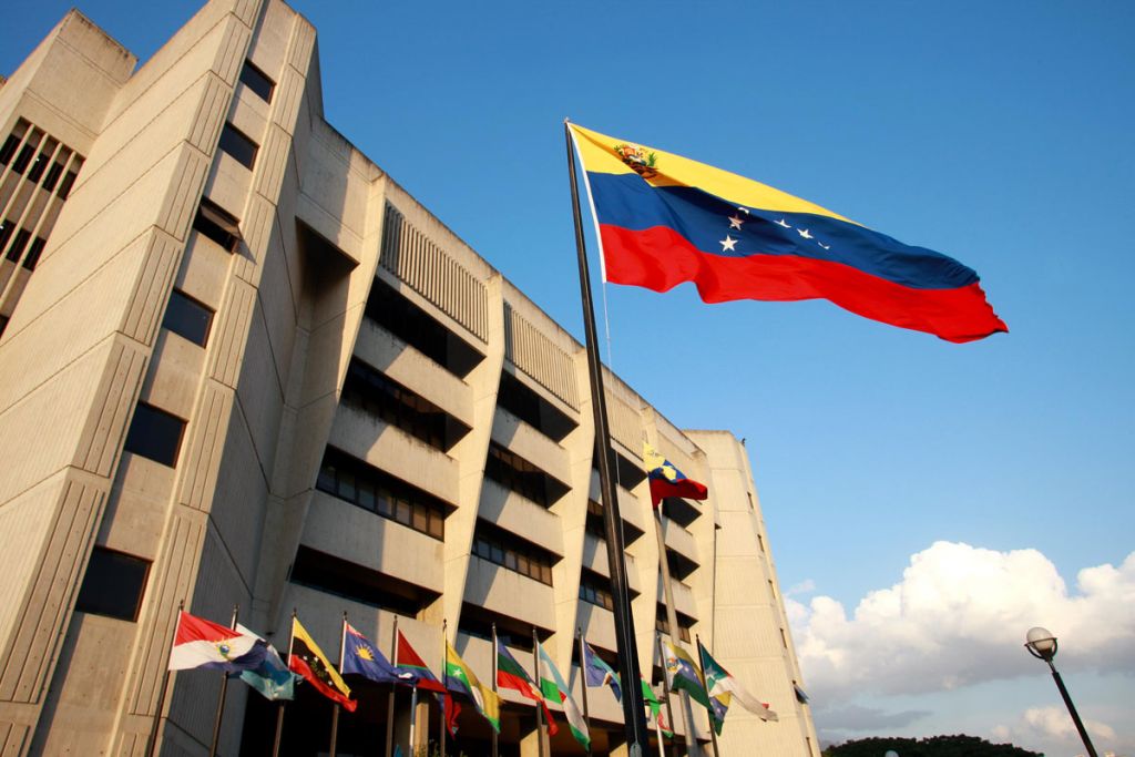Venezuela: Tribunal declara nulas todas las actuaciones del Congreso por considerarlo en desacato