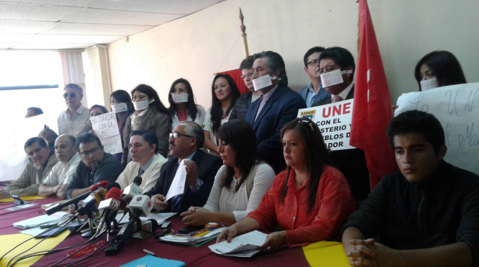 Gobierno ecuatoriano disolvió el sindicato de educadores más grande del país
