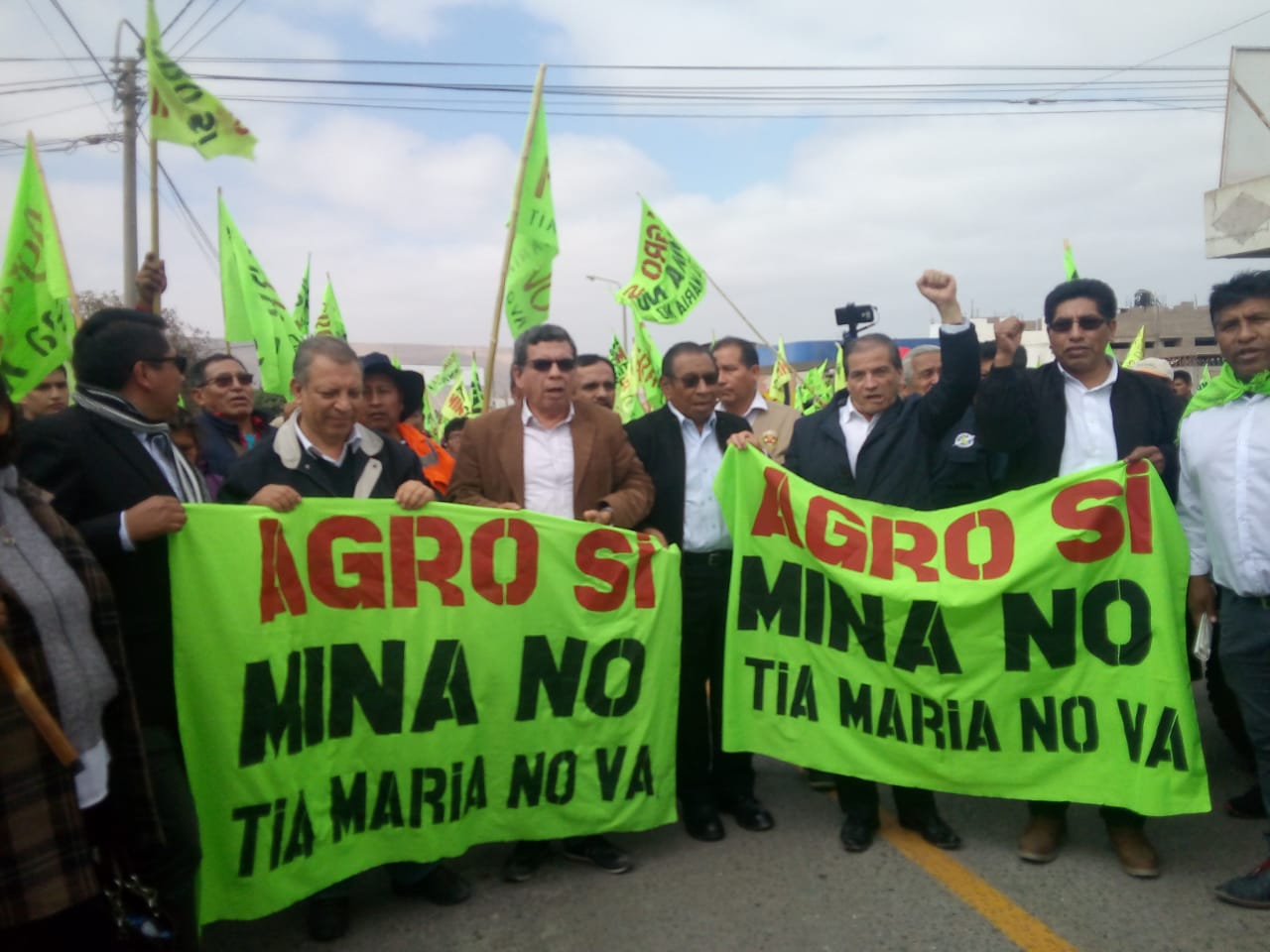 Perú: Agricultores realizan protestas contra el proyecto minero Tía María