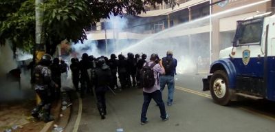 Honduras: Represión policial contra COPINH en Movilización por justicia para Bertha Cáceres