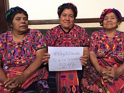 Guatemala: Mediante ley se busca proteger y reconocer los tejidos mayas
