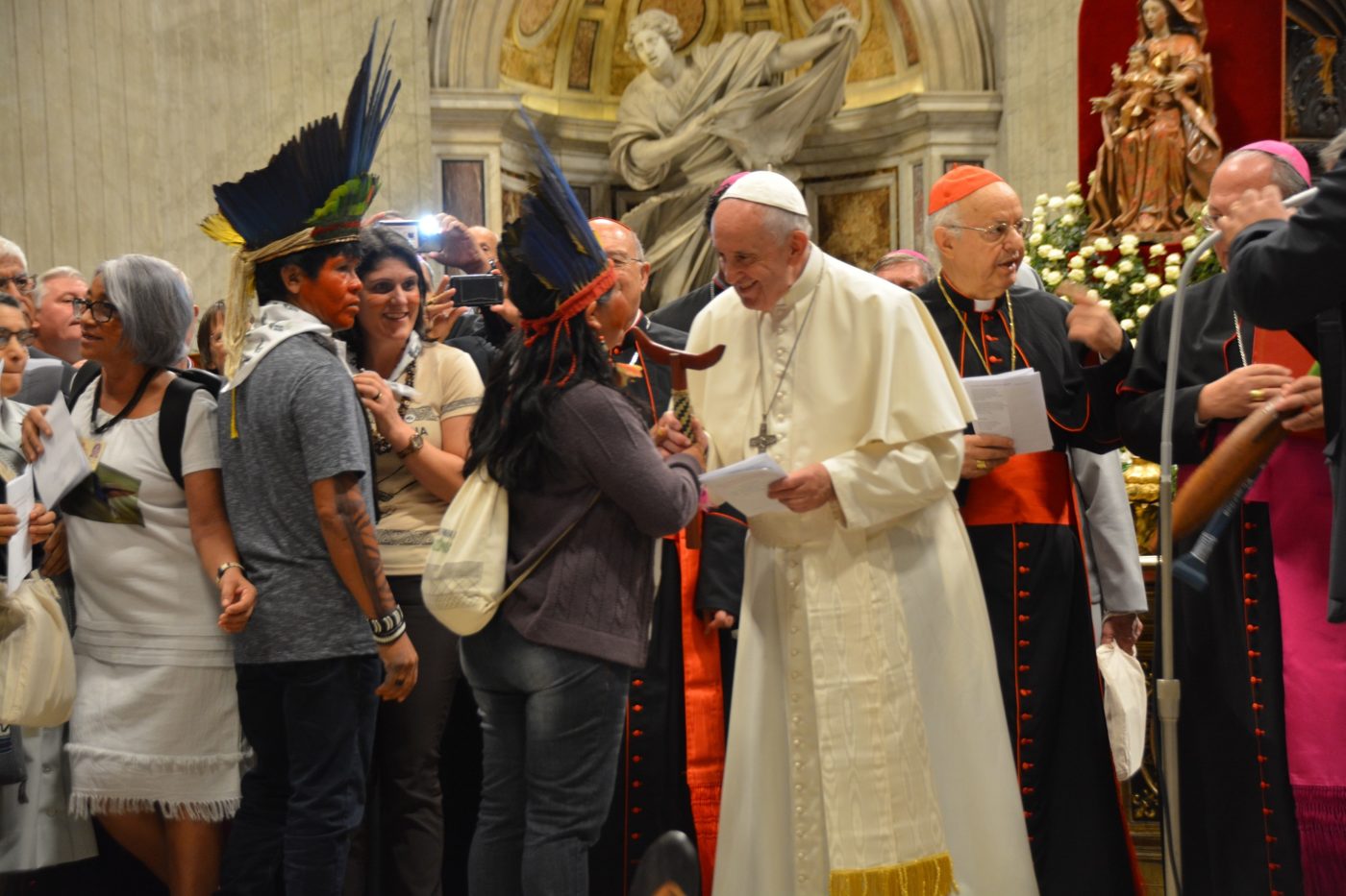 Roma: Encuentro de líderes indígenas amazónicos y el Papa Francisco
