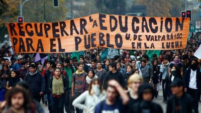 Chile: Movimientos sociales realizan hoy paro nacional en Chile