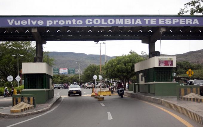 Colombia aplica nuevas disposiciones migratorias a venezolanos y venezolanas